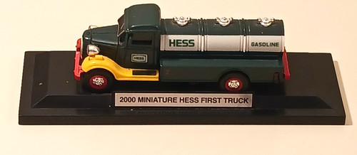 2000 miniature hess - 2000,